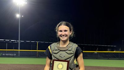 How a father-daughter thumbs up signal rocked the Ocean County high school softball final