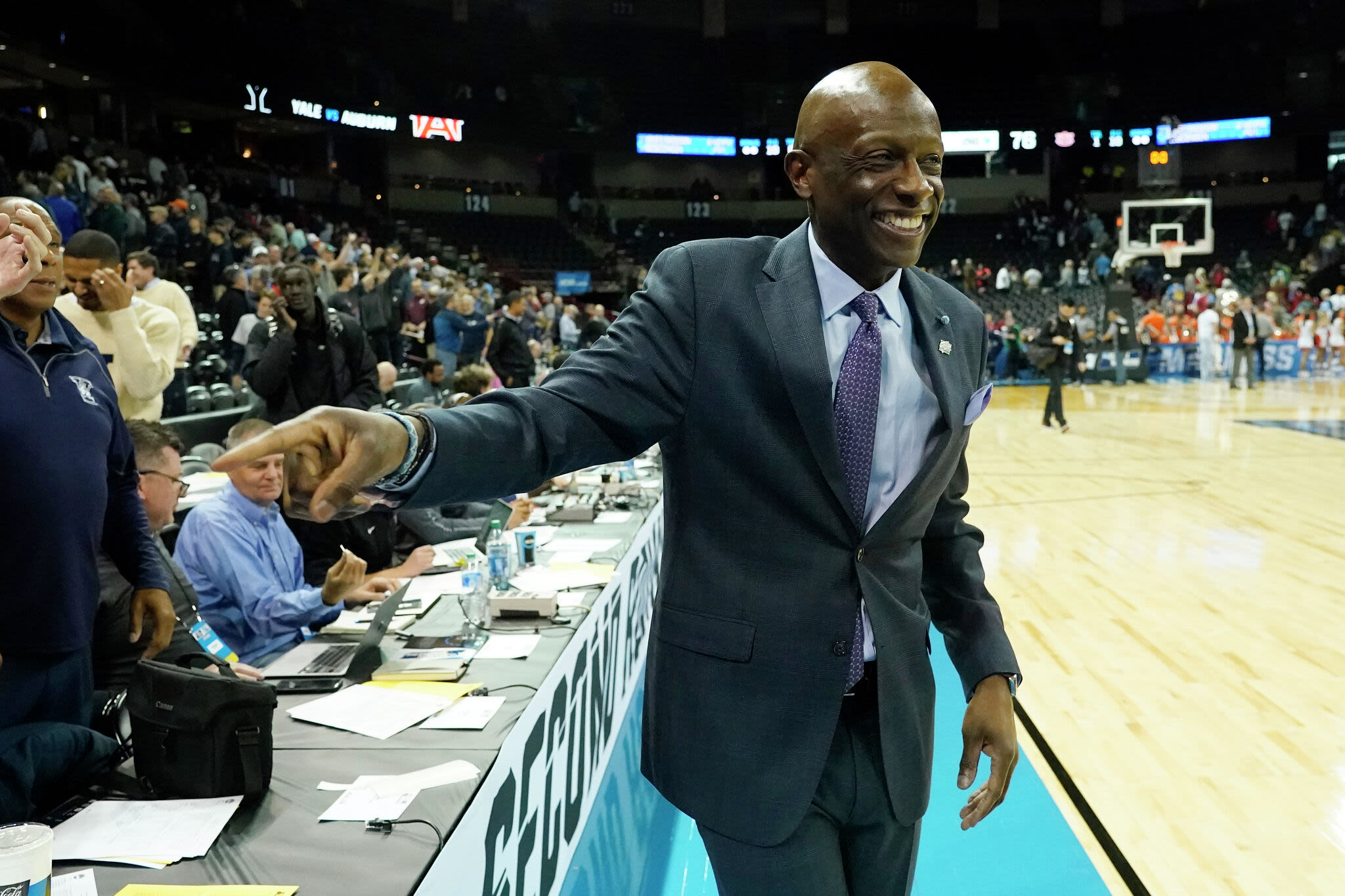 Yale, Fairfield to square off in Hall of Fame Tip-Off at Mohegan Sun Arena Nov. 23