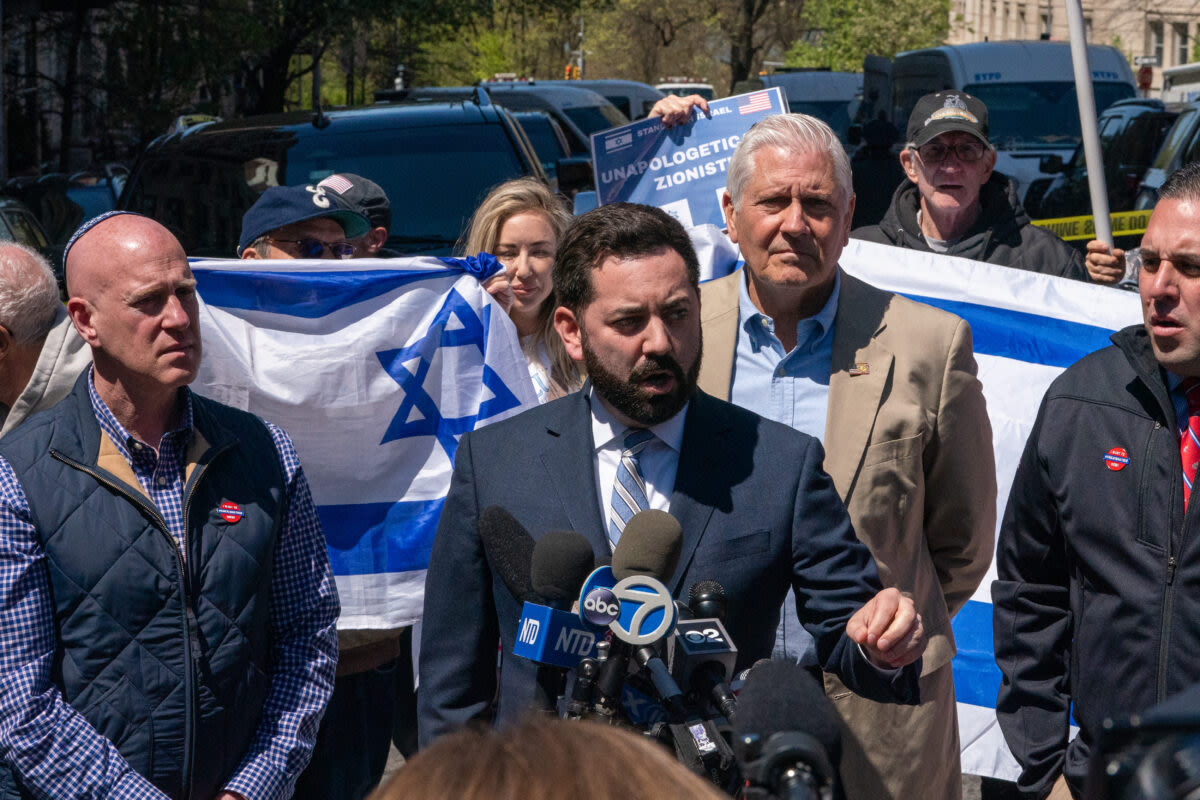 Bipartisan House coalition comfortably passes IHRA antisemitism bill
