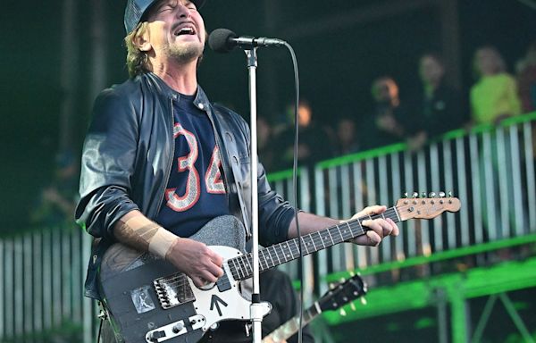 WATCH: Bradley Cooper, Pearl Jam share the stage at BottleRock Napa Valley