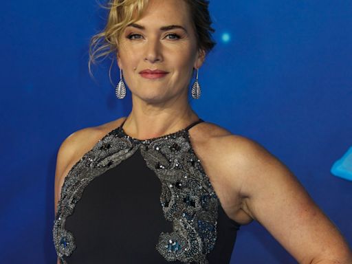 Kate Winslet se negó a ocultar sus 'rollitos' mientras rodaba su nueva película sobre la fotógrafa Lee Miller