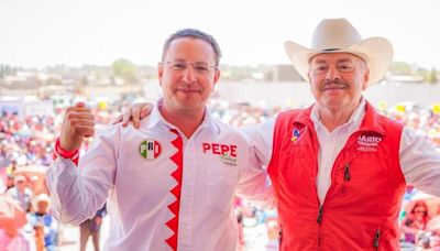 Ante 12 mil cierran Mario Vázquez y Pepe Yáñez campaña en Guachochi