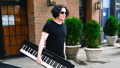 Jack White to perform ‘pop-up' show at Toad's Place