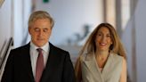 La Junta de Extremadura cesa a dos altos cargos de la consejería que ostentaba Vox