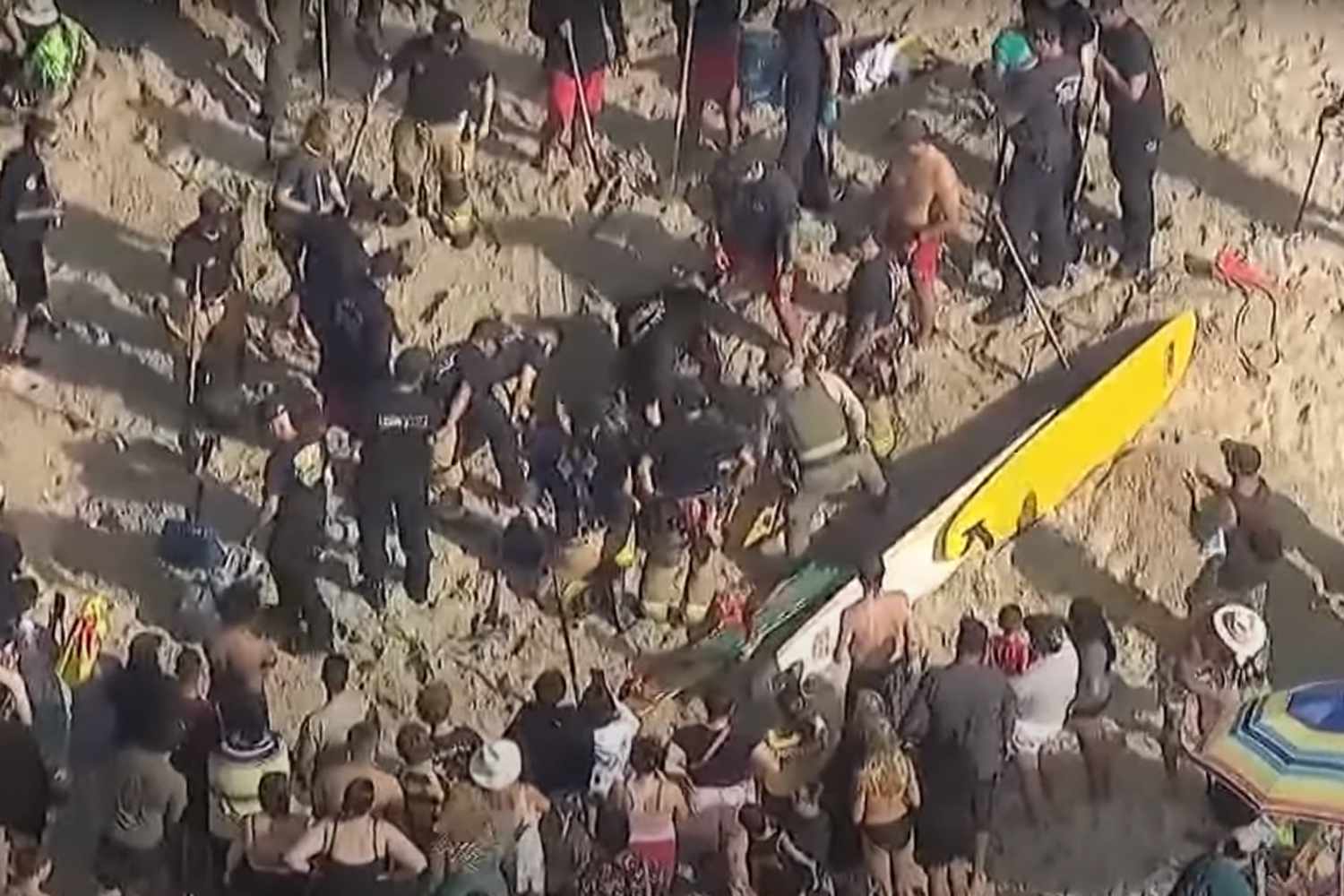 16-Year-Old Girl Rescued After Getting 'Buried Up to Her Neck' in Sand Hole on San Diego Beach