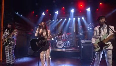 The Linda Lindas perform Talking Heads tribute 'Found a Job' on 'The Tonight Show'