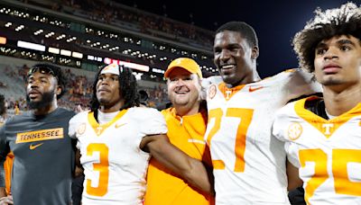 AP Top 25: Tennessee moves to No. 5, Missouri drops out of top 10