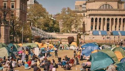 Israel-Hamas war protesters and police clash on Texas campus, Columbia University begins suspensions