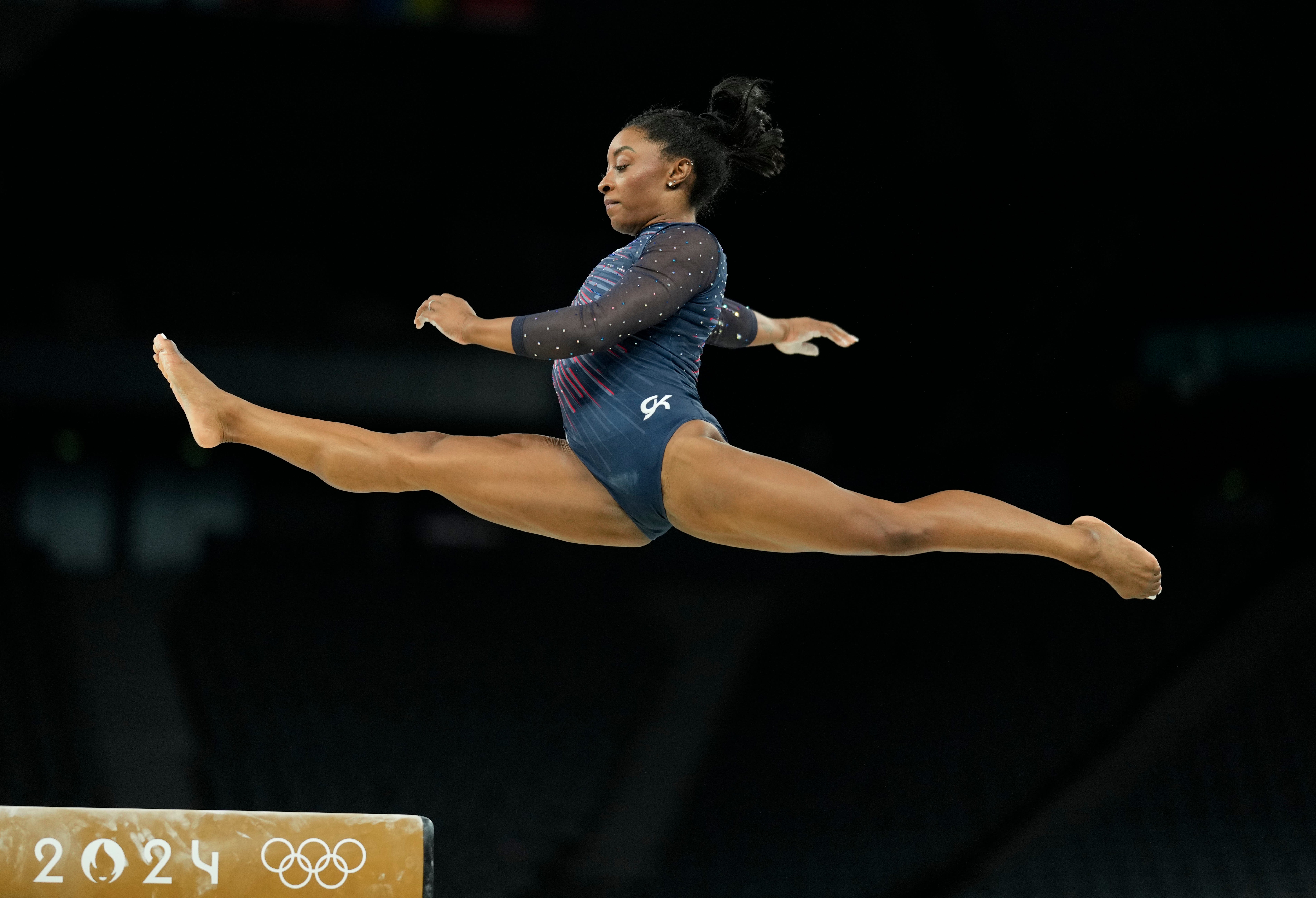 Olympic gymnastics live updates: Simone Biles results, Team USA scores, highlights