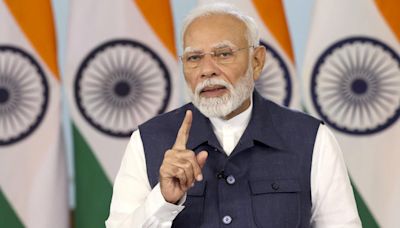 Modi launches development projects in poll-bound Maharashtra, targets Congress over corruption