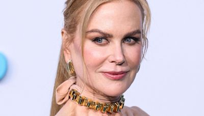 Nicole Kidman outrageusement séduisante : elle se dévoile dans une robe longue très moulante