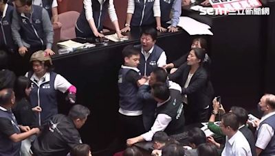 立法院成國際笑柄「登數十家外媒」！路透社：台灣是暴躁的民主國家