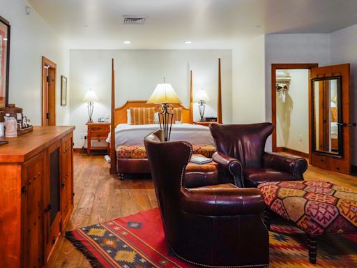 I spent one night at a celebrity-loved hotel in Arizona. My $730 room felt like a house.