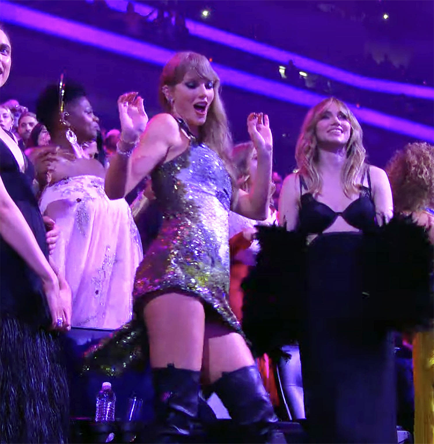 Taylor Swift sings along to every Katy Perry song at MTV VMAs