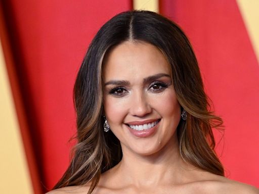 Jessica Alba stuns in a patterned string bikini in photos from breathtaking beach vacation