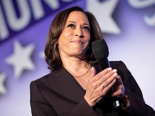 Kamala Harris, el hipotético plan B de los demócratas ante un Biden firme a seguir en campaña