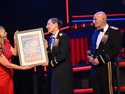 MTSU hosts Army Reserve, country stars shine at Opry's Salute the Troops event