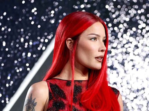 Halsey Walks Red Carpet Solo at 2024 MTV Video Music Awards Amid Health Battle