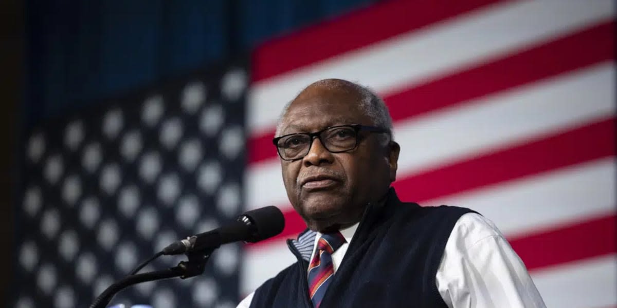 SC Congressman Jim Clyburn among 19 awarded with Presidential Medal of Freedom