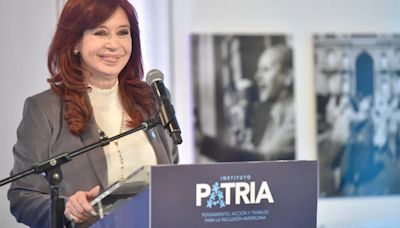 Cristina Kirchner absorbe la centralidad opositora e intenta disminuir el conflicto interno en el peronismo