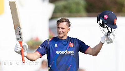 T20 Blast: Essex Eagles' Michael Pepper hits unbeaten 120 in win over Sussex Sharks