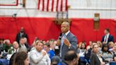 Mayor Adams talks migrant crisis, zoning changes, education funding at Staten Island town hall