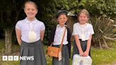 Pupils mark D-Day with models and 1940s dress
