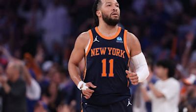 Knicks' Jalen Brunson Suffers Foot Injury vs. Pacers; Questionable to Return