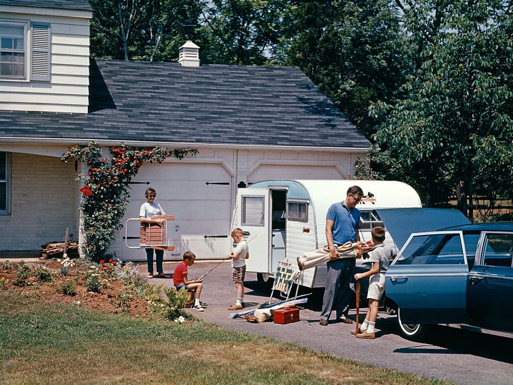 Vintage photos show what cross-country road trips looked like in the 1960s