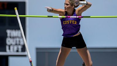 Custer's Ciana Stiefel wins 2nd straight pole vault gold