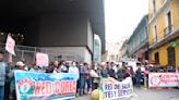 Médicos bloquean calles del centro de La Paz en rechazo a la jubilación forzosa - El Diario - Bolivia