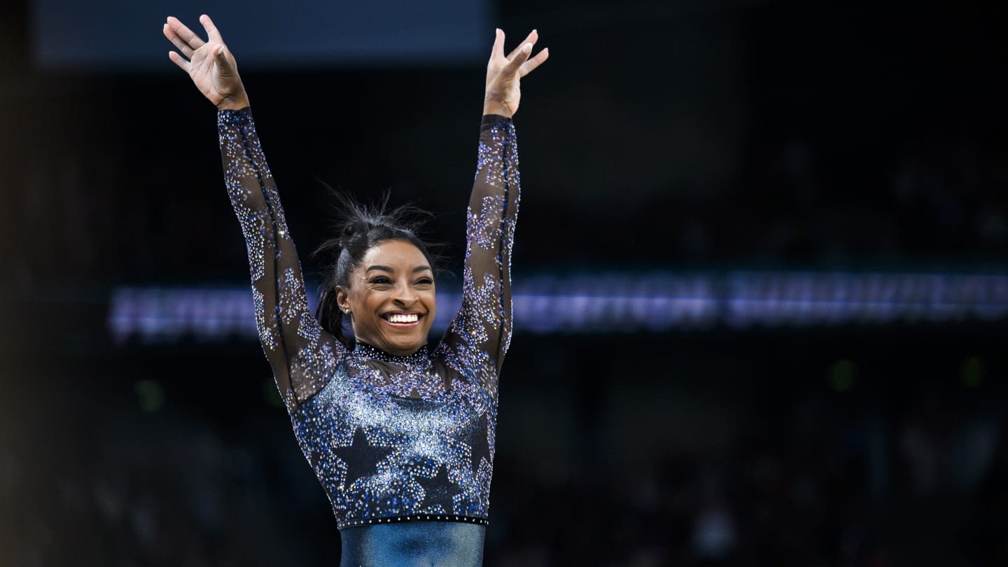 How many gold medals has Simone Biles won?