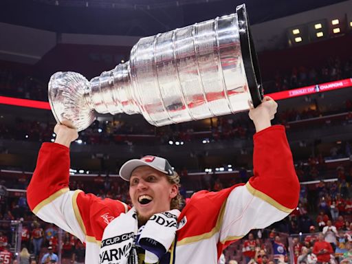 Incredible Picture Captures Panthers' Niko Mikkola Stanley Cup Beer Drinking Fail