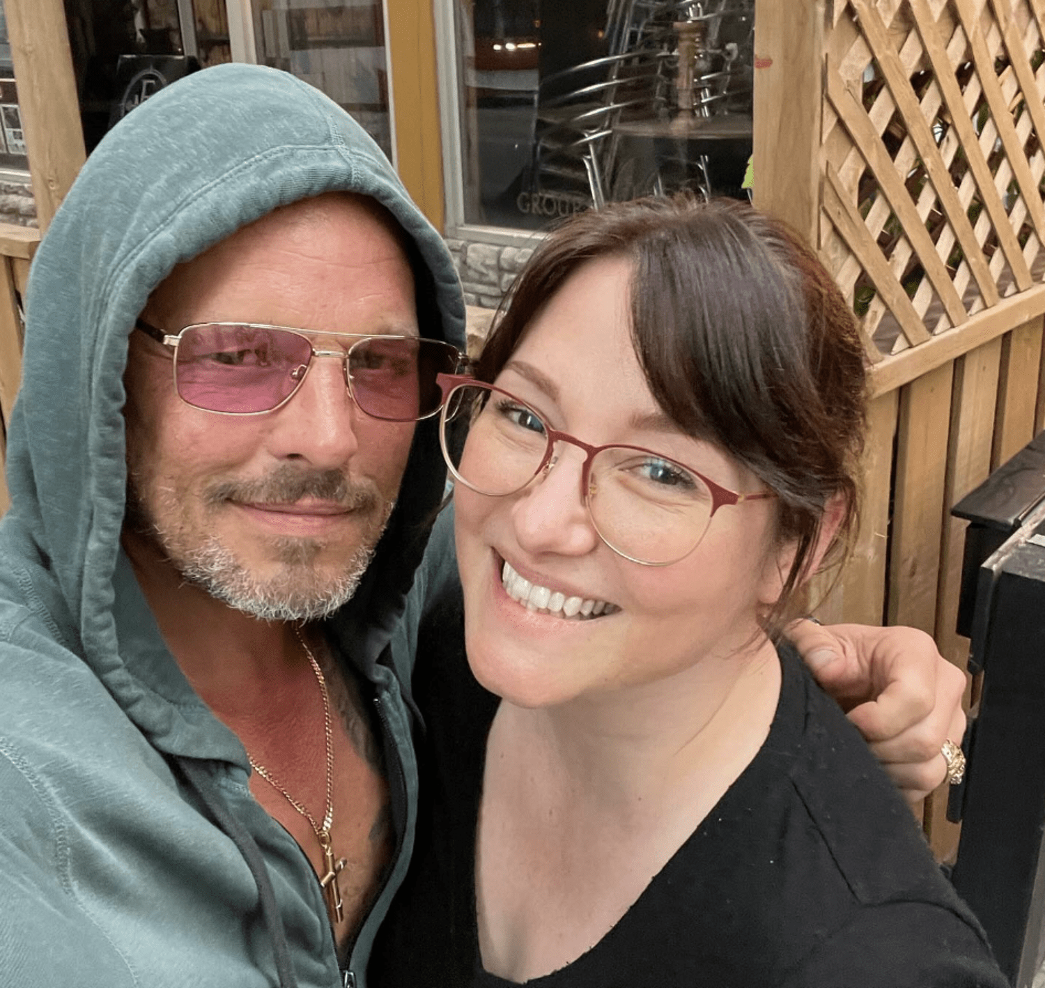 Former ‘Grey’s Anatomy’ stars Justin Chambers and Chyler Leigh reunite