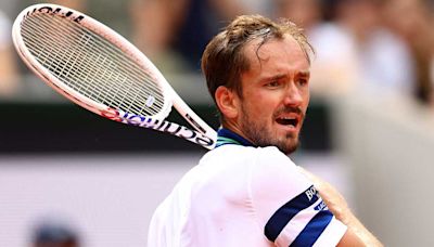 Daniil Medvedev es eliminado de Roland Garros por Álex de Miñaur