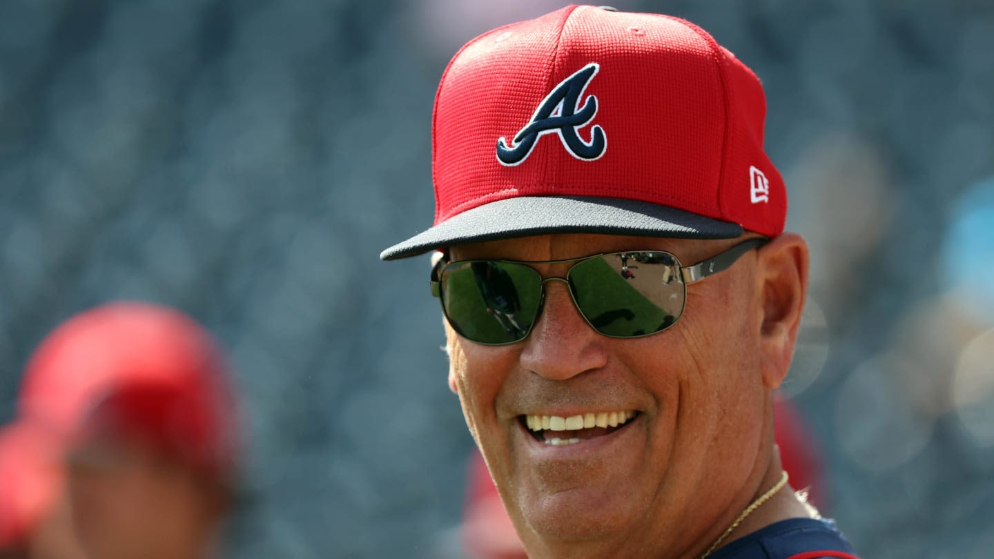 Braves make shocking decision to promote top prospect, but not the one fans might've expected