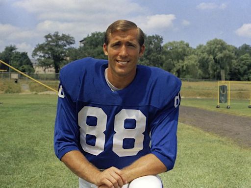 Aaron Thomas, ala cerrada leyenda de los New York Giants, muere a los 83 años