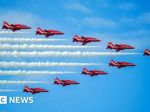 Blackpool Air Show returns to the seaside skies with Red Arrows