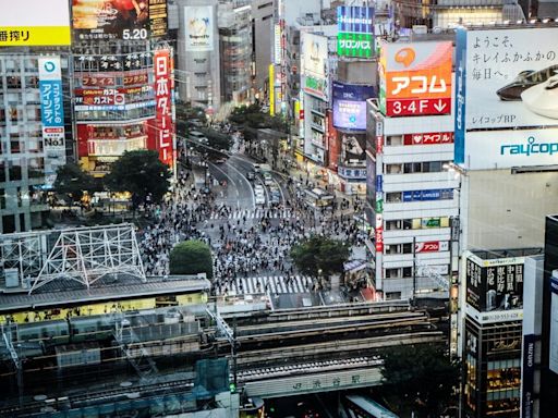 吉野家歇業、台灣旅行團沒巴士搭⋯日本缺工700萬人，怎麼用AI、機器人救勞動力？