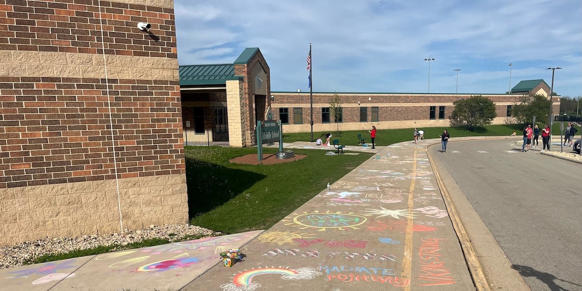 Mount Horeb students return to school Monday