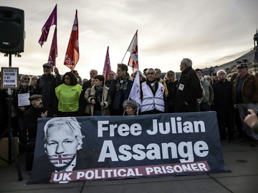 La justicia británica fallará el martes sobre el recurso de Assange contra su extradición a EEUU