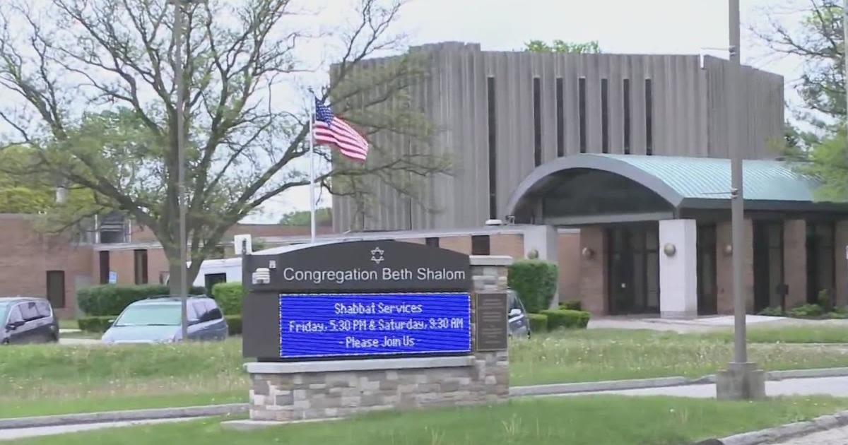 Authorities investigate alleged antisemitic incident in front of Metro Detroit synagogue