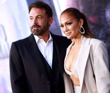 Ben Affleck Was Spotted Without His Wedding Ring While Jennifer Lopez Vacations Abroad