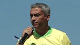 Deputado que pediu 'liberdade' em inglês no ato de Bolsonaro responde imprensa com receita de bolo | Brasil | O Dia