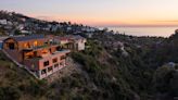 A Newly Built Laguna Beach House Overlooking the Pacific Emits Chic Hollywood Vibes