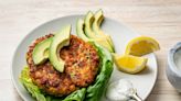 These diabetic-friendly salmon fishcakes only require six ingredients