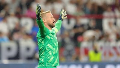 Kasper Schmeichel is Celtic no-brainer for these 4 reasons as Kenny Dalglish digs stats out on 'excellent' signing