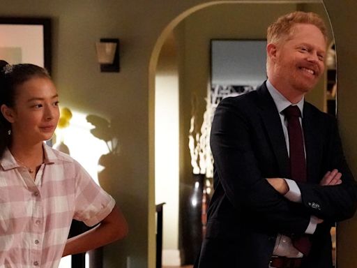 Modern Family's Jesse Tyler Ferguson unveils facial hair transformation