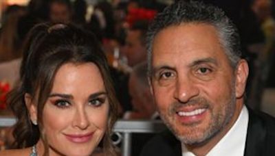 Kyle Richards Reacts to Mauricio Umanksky Moving out of Their Family House - E! Online
