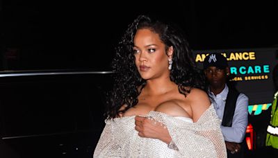 Rihanna Brings The Drama To New York Fashion Week In Two Corset Looks